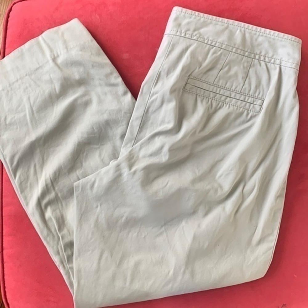 “the perfect skimmer” talbots capris